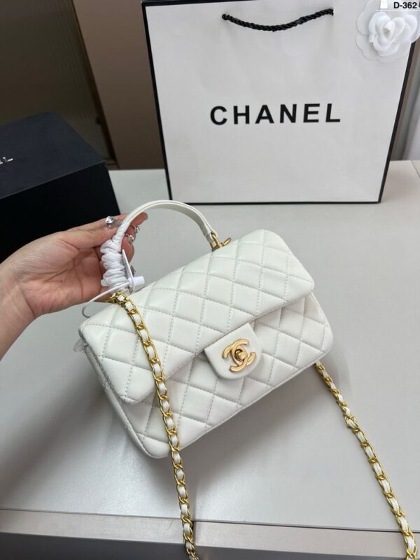 Modern Style Trendy CN Handbag C774.1