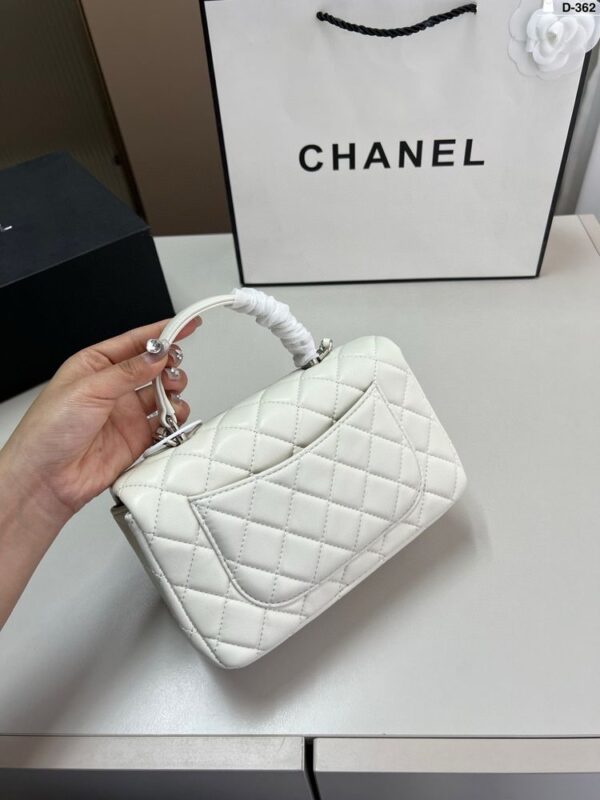 Modern Style Trendy CN Handbag C774