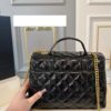 Modern Style Trendy CN Handbag C772