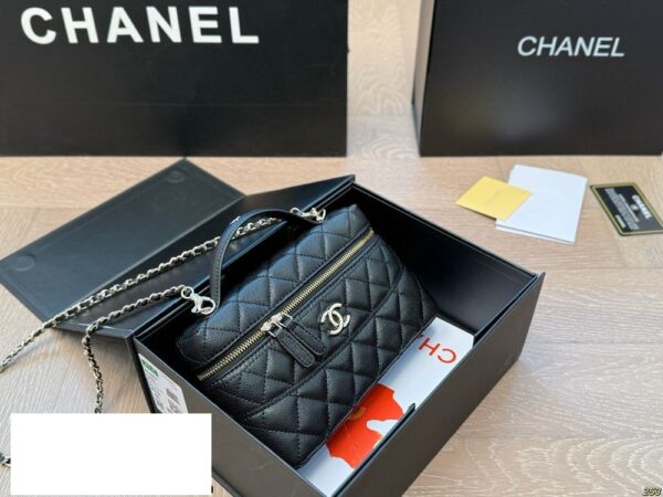 Modern Style Trendy CN Handbag C771