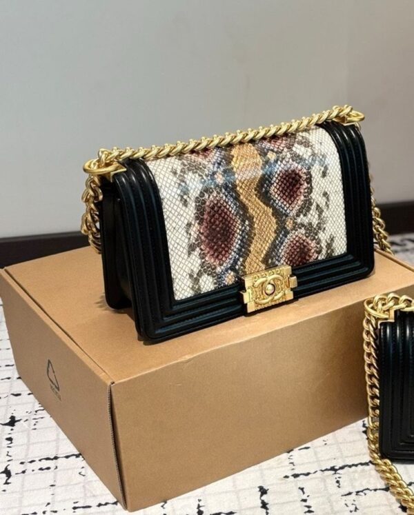 Modern Style Trendy CN Handbag C764