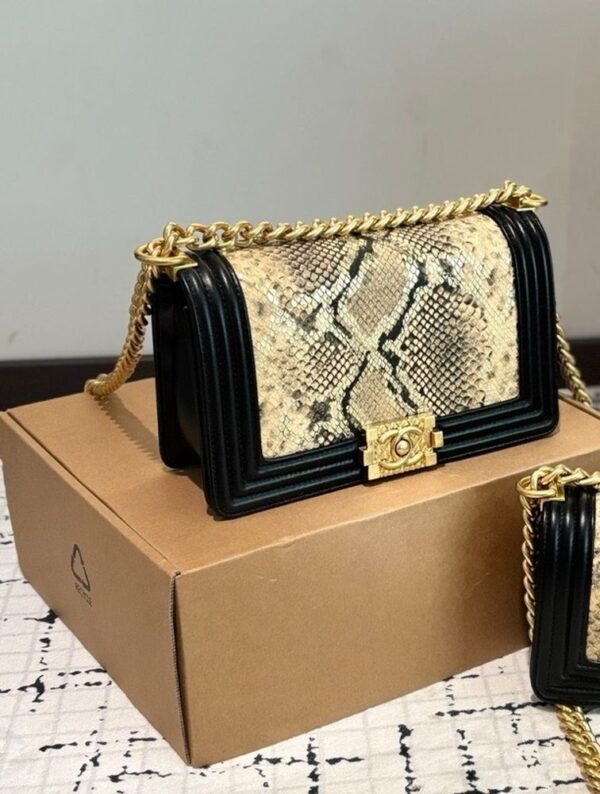 Modern Style Trendy CN Handbag C764