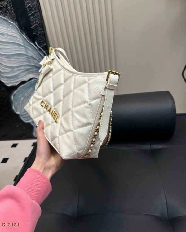 Modern Style Trendy CN Handbag C761