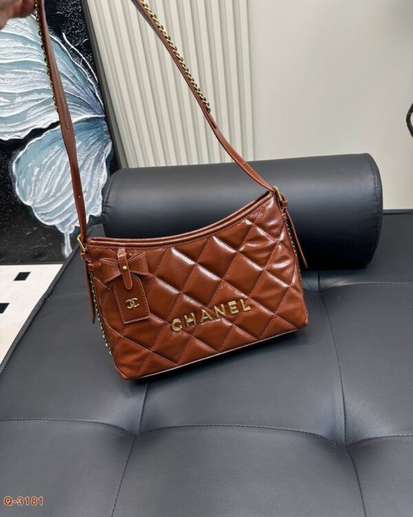 Modern Style Trendy CN Handbag C761
