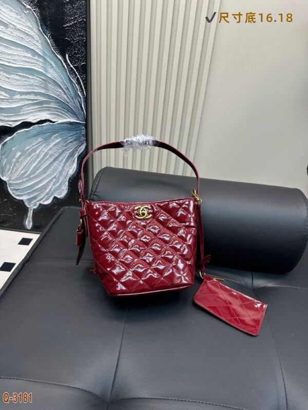 Modern Style Trendy CN Handbag C759