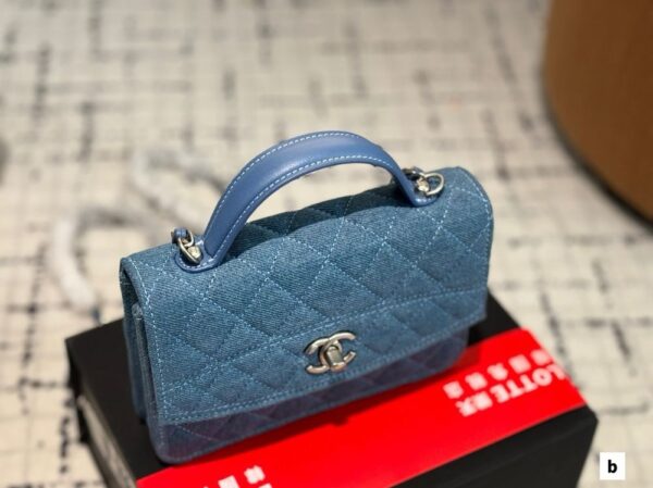 Modern Style Trendy CN Handbag C757