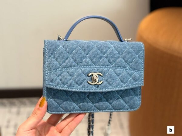 Modern Style Trendy CN Handbag C757