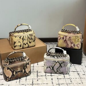Modern Style Trendy CN Handbag C756