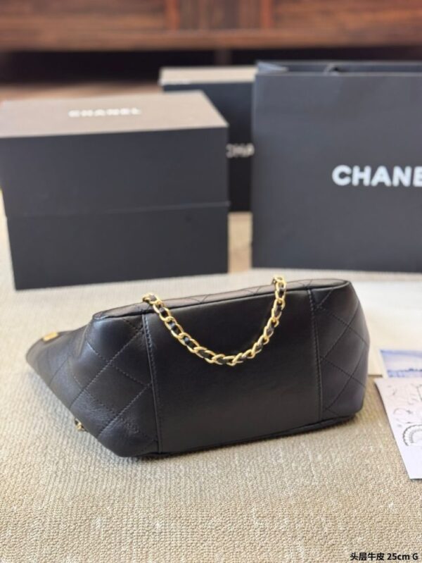 Modern Style Trendy CN Handbag C755