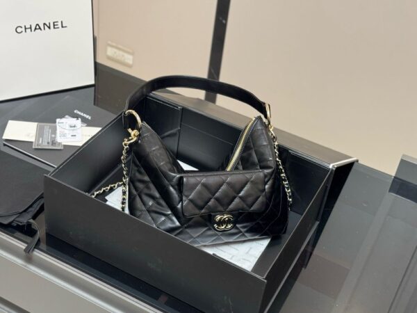 Modern Style Trendy CN Handbag C754