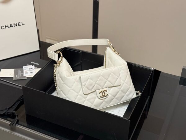 Modern Style Trendy CN Handbag C754