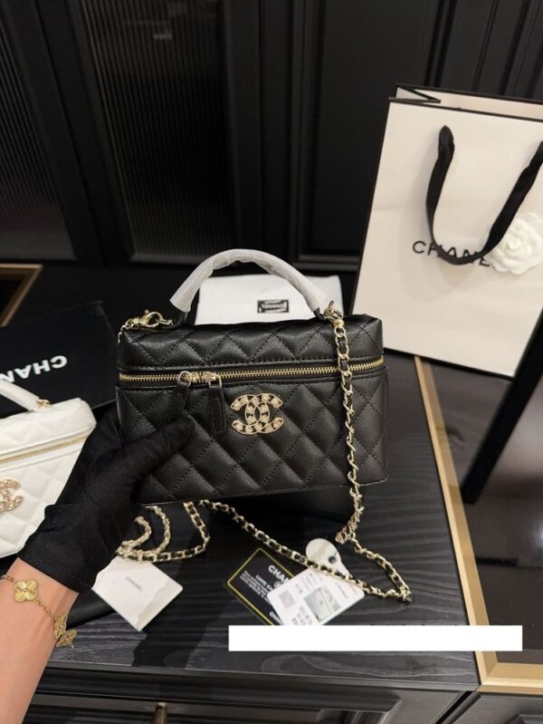 Modern Style Trendy CN Handbag C748