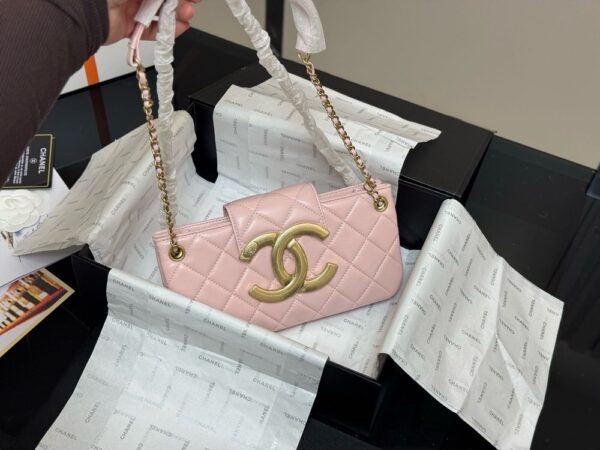 Modern Style Trendy CN Handbag C747