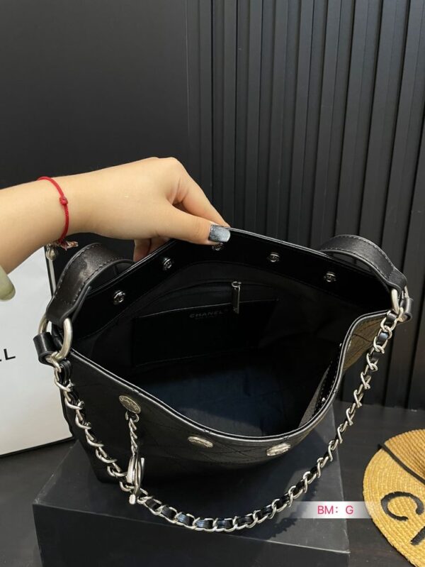 Modern Style Trendy CN Handbag C743