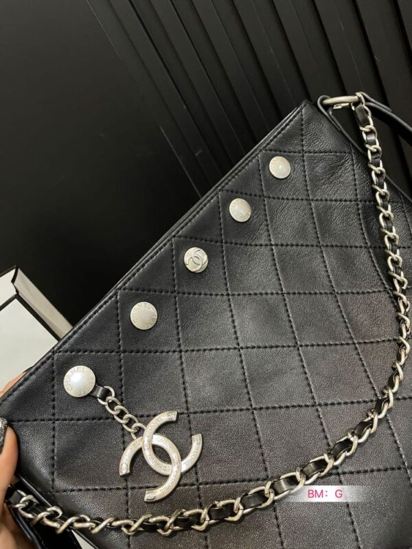 Modern Style Trendy CN Handbag C743