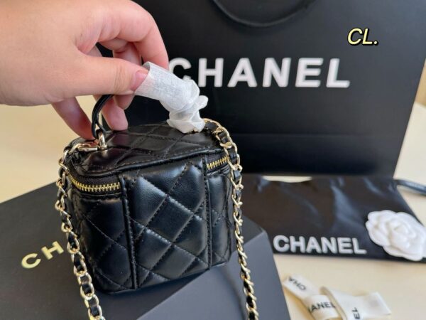 Modern Style Trendy CN Handbag C737