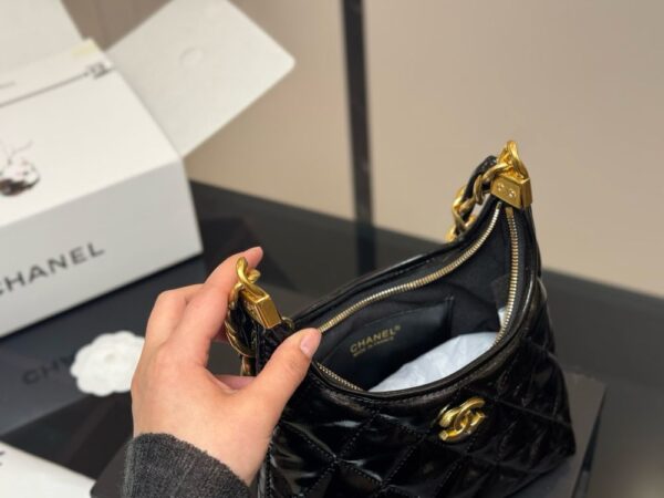 Modern Style Trendy CN Handbag C728