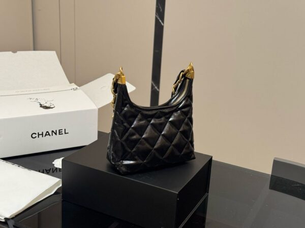 Modern Style Trendy CN Handbag C728