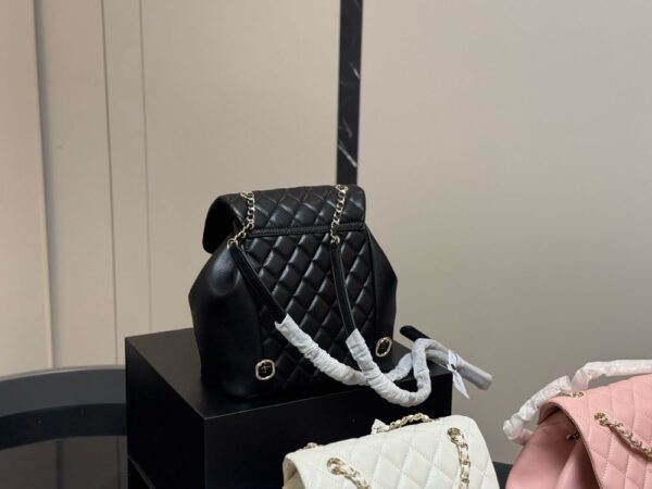 Modern Style Trendy CN Handbag C724