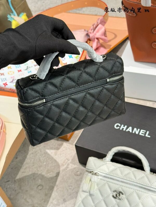 Modern Style Trendy CN Handbag C723
