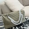 Modern Style Trendy CN Handbag C722