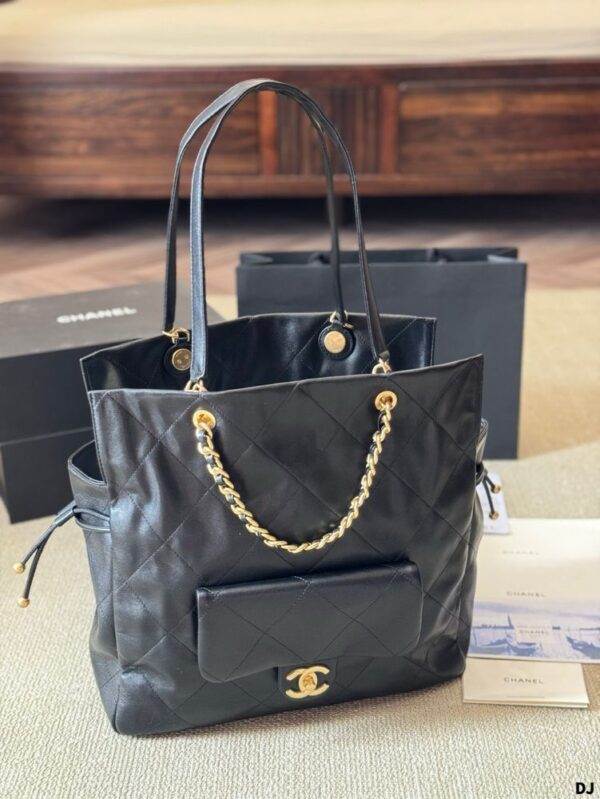 Modern Style Trendy CN Handbag C711