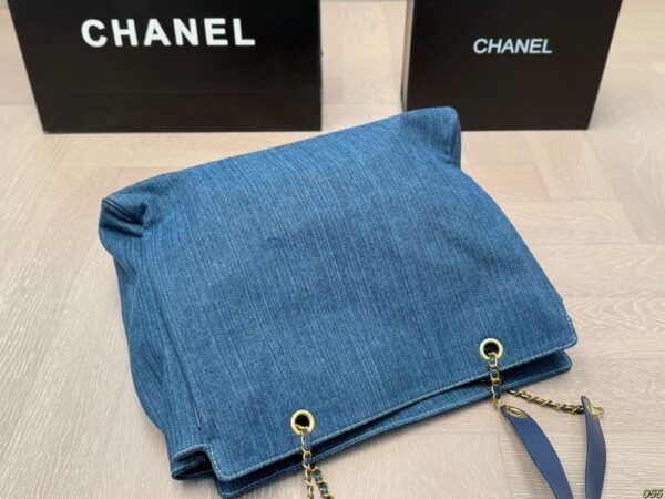 Modern Style Trendy CN Handbag C709