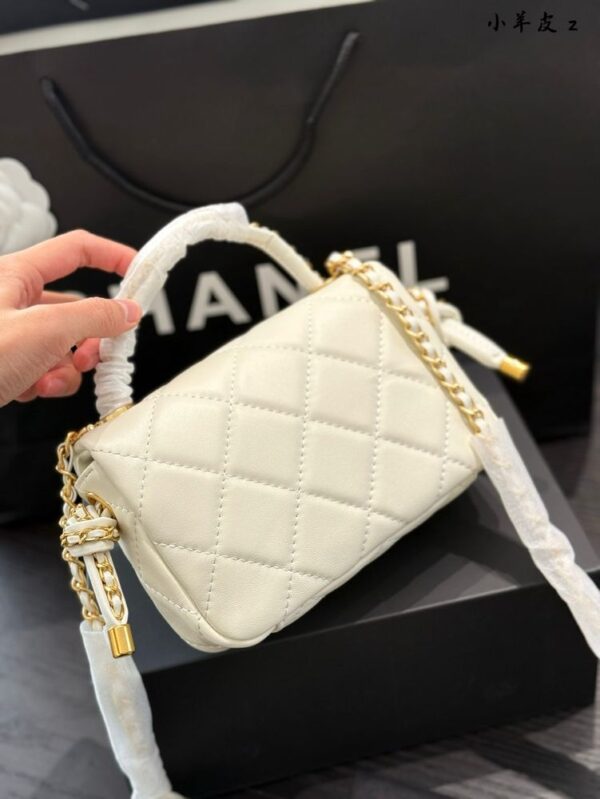 Modern Style Trendy CN Handbag C707