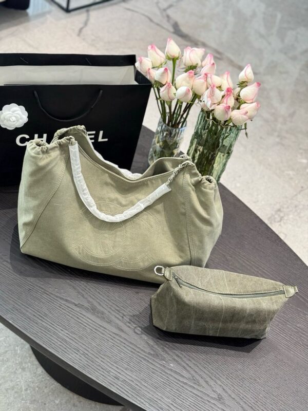 Modern Style Trendy CN Handbag C706
