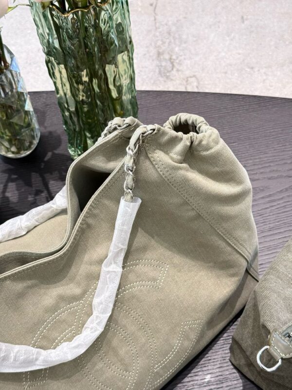 Modern Style Trendy CN Handbag C706