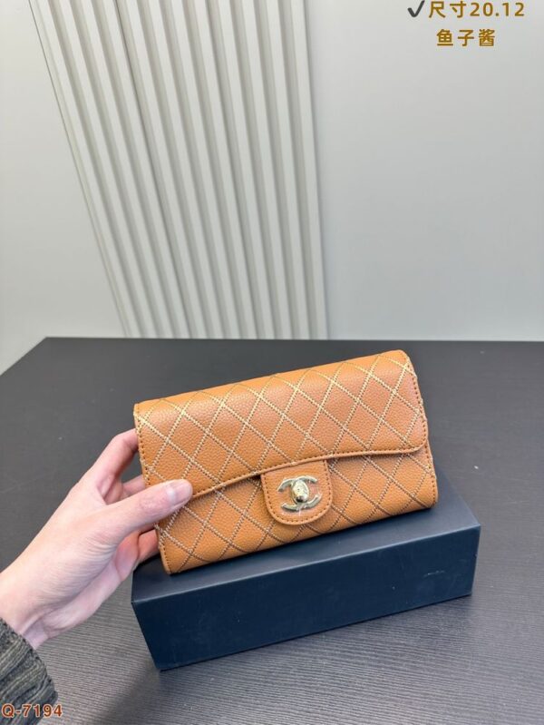 Modern Style Trendy CN Handbag C703.2