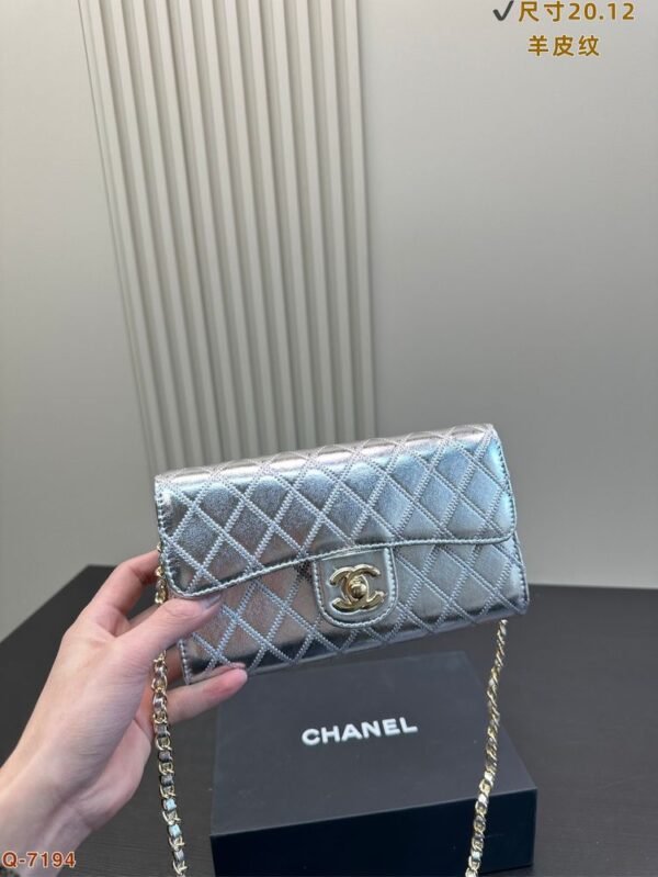 Modern Style Trendy CN Handbag C703.1
