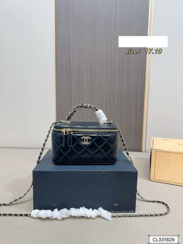 Modern Style Trendy CN Handbag C701