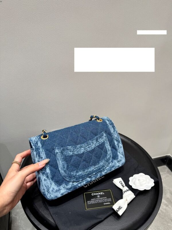 Modern Style Trendy CN Handbag C700