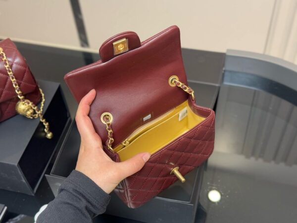 Modern Style Trendy CN Handbag C719