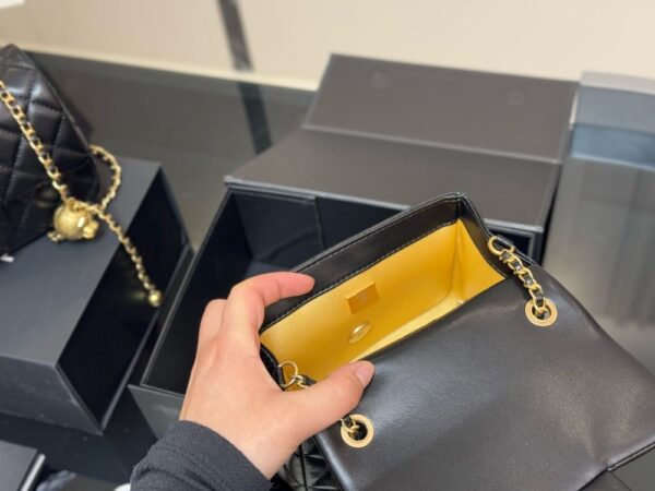 Modern Style Trendy CN Handbag C719