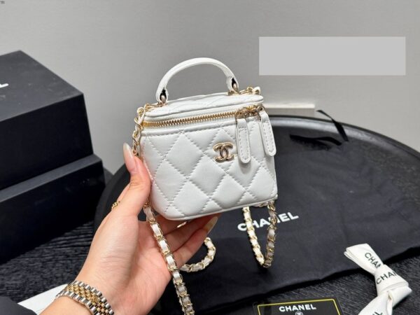 Modern Style Trendy CN Handbag C718