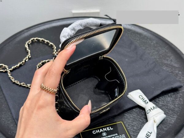 Modern Style Trendy CN Handbag C718