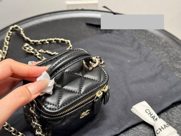 Modern Style Trendy CN Handbag C718