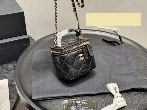 Modern Style Trendy CN Handbag C718