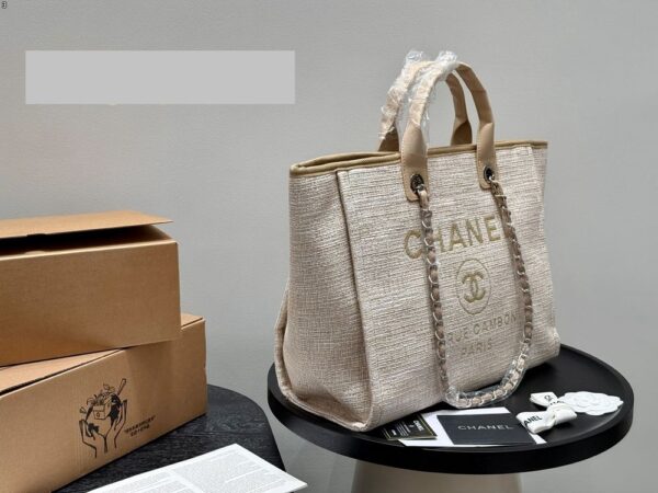 Modern Style Trendy CN Handbag C717-1