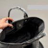 Modern Style Trendy CN Handbag C717-1