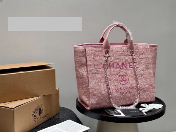 Modern Style Trendy CN Handbag C717-1