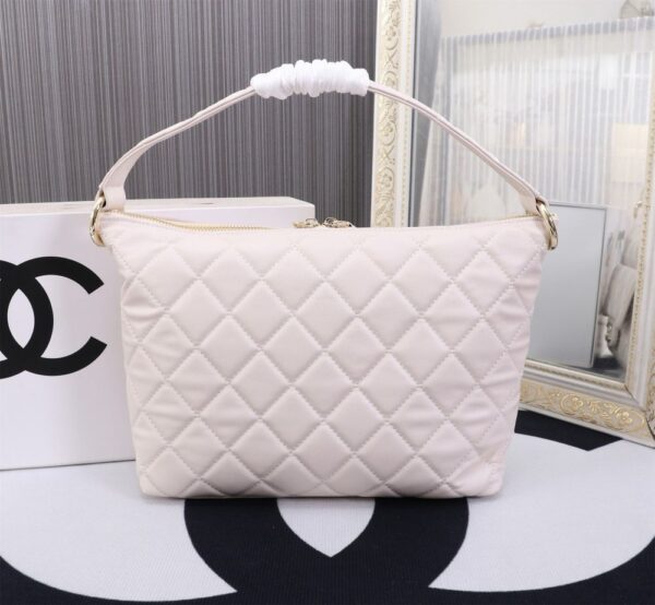 Modern Style Trendy CN HandBag 725