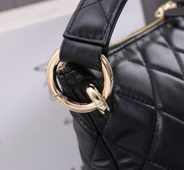 Modern Style Trendy CN HandBag 725
