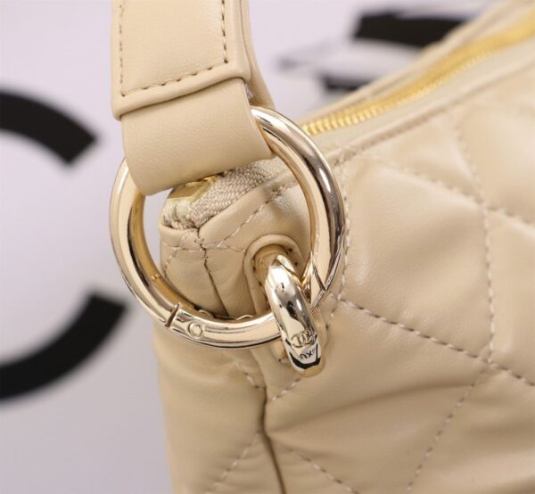 Modern Style Trendy CN HandBag 725