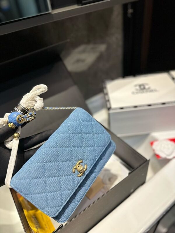Modern Style Trendy Bag C4008
