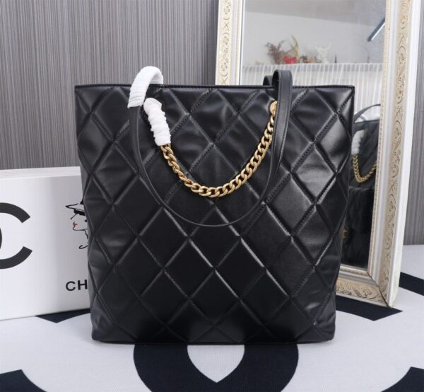 Modern Style Trendy CN HandBag 689