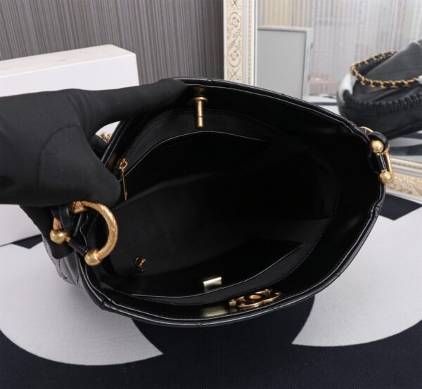 Modern Style Trendy CN HandBag 686