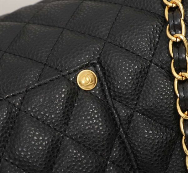 Modern Style Trendy CN Handbag 671